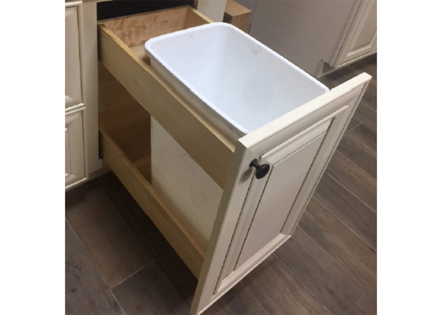 JAR - Single Trash Pullout (only)