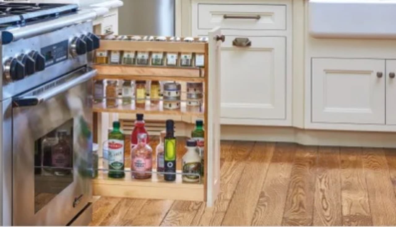 Base Cabinet Spice Pullout